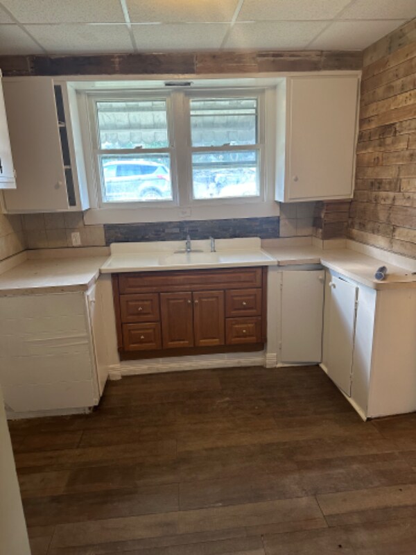 Building Photo - 644 Vine St