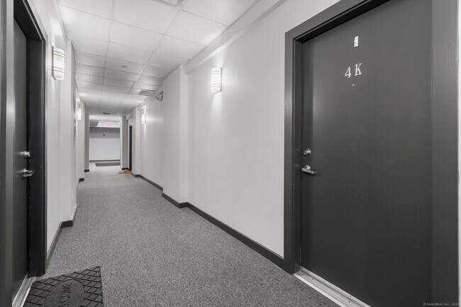 Building Photo - 881 Lafayette Blvd