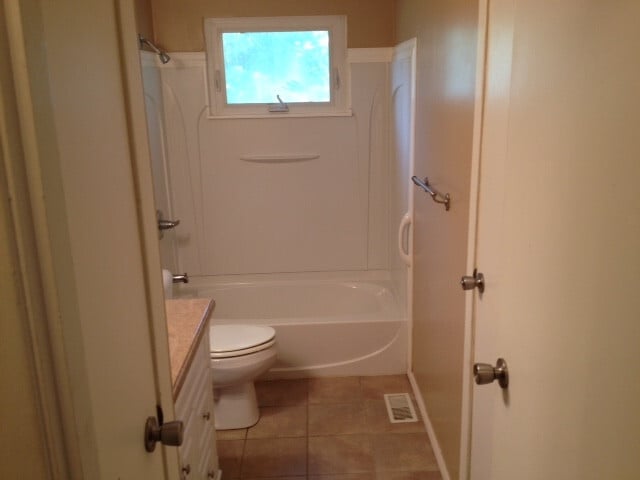 Building Photo - 7058 Manderlay Dr