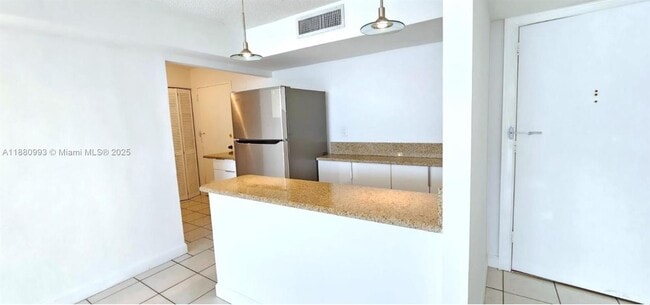 Building Photo - 7135 Collins Ave