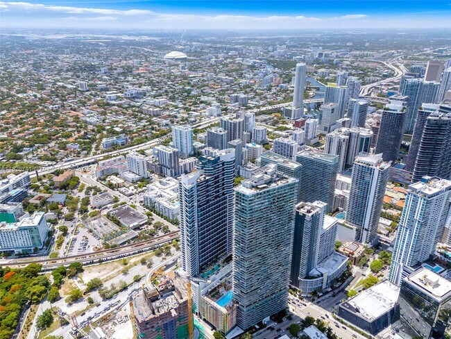 Building Photo - 1300 S Miami Ave