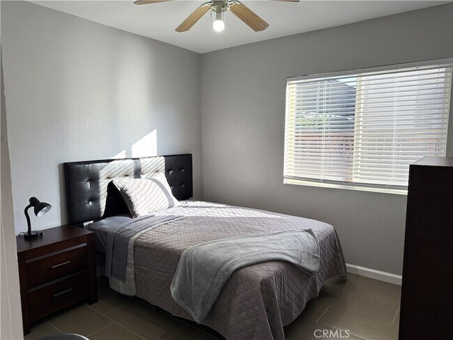 Building Photo - 1462 Nutmey Ln