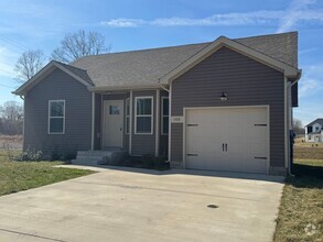 Building Photo - Gorgeous Single Family Home