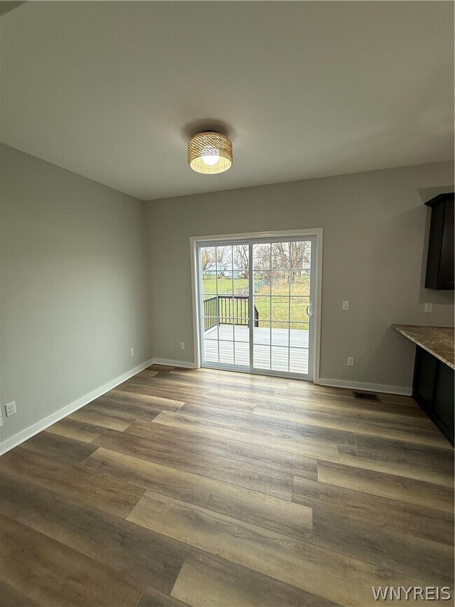 Building Photo - 5156 Berg Rd