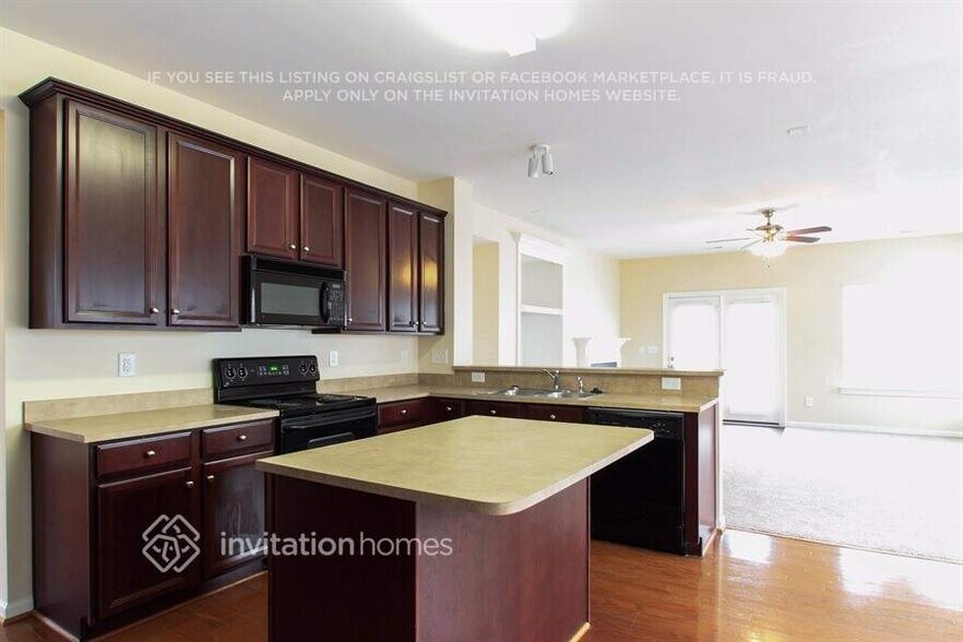 Building Photo - 1117 Cooper Ln