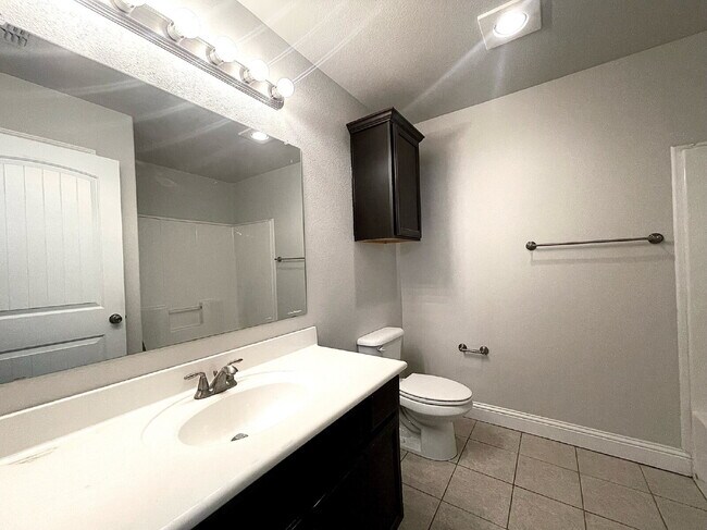 Building Photo - 3/2/2 in Lubbock Cooper ISD!