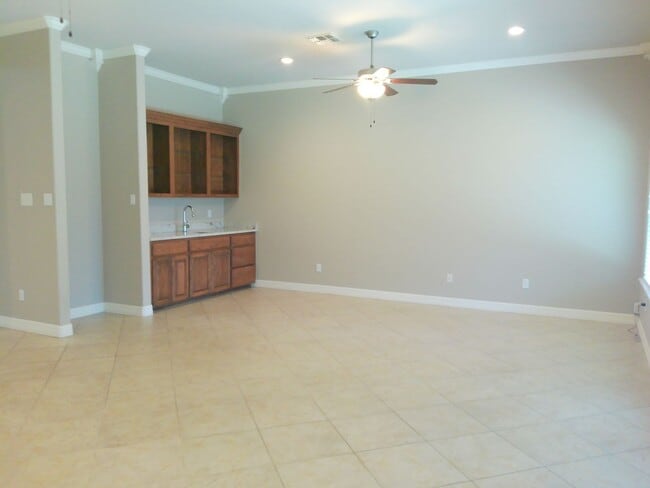 Building Photo - 4750 Grand Junction Drive