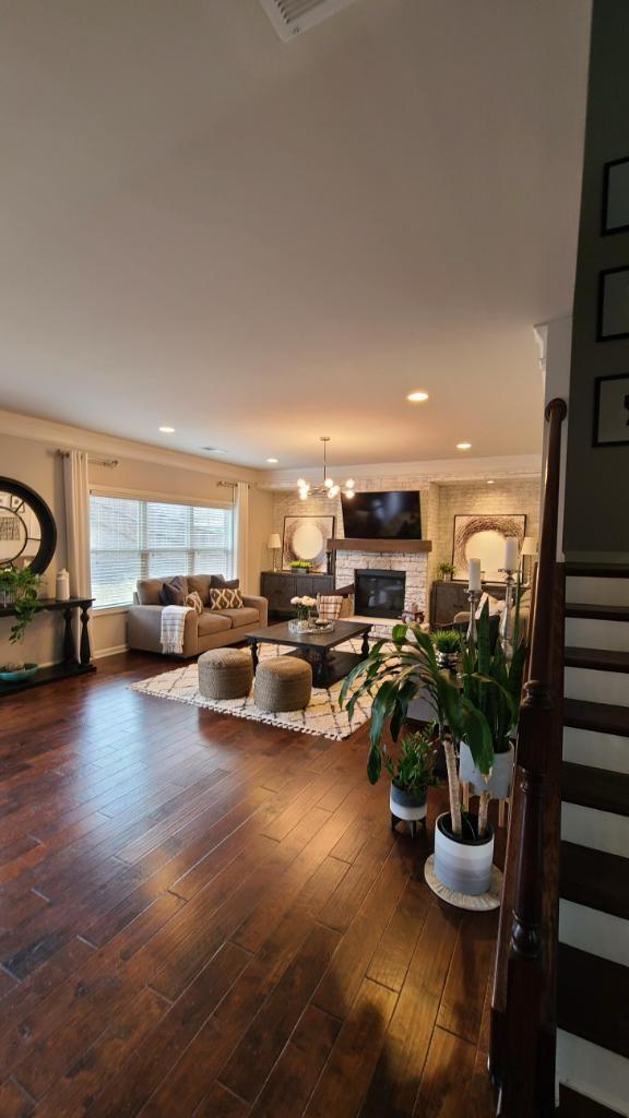 Living room - 4145 Pleasant Woods Dr