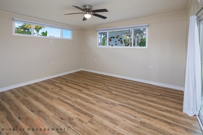 Building Photo - 531 Ulumu St