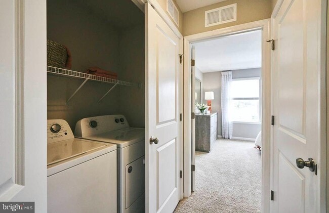 Building Photo - 511 Wood Duck Dr