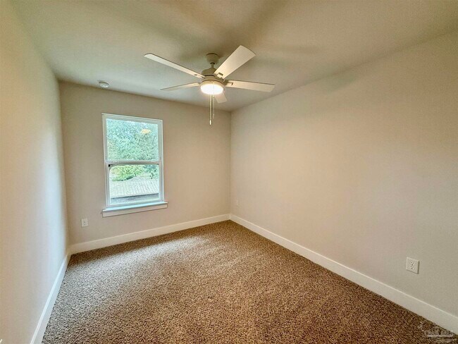 Building Photo - 1471 Iroquois Ct