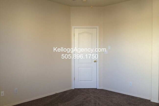 Building Photo - COMING SOON - 3 Bedroom in Cabezon Subdivi...
