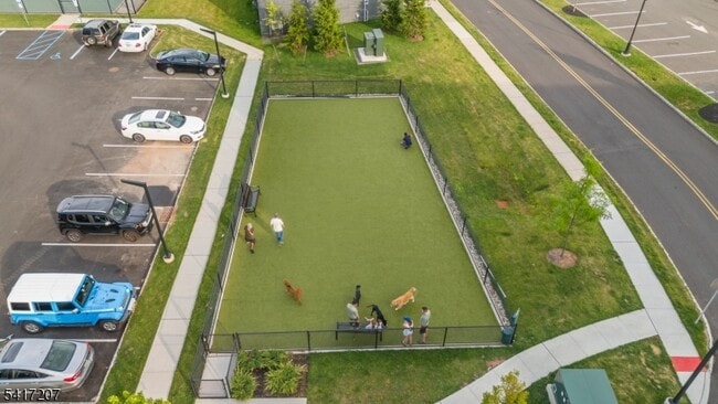 Building Photo - 8 Jessica Ln