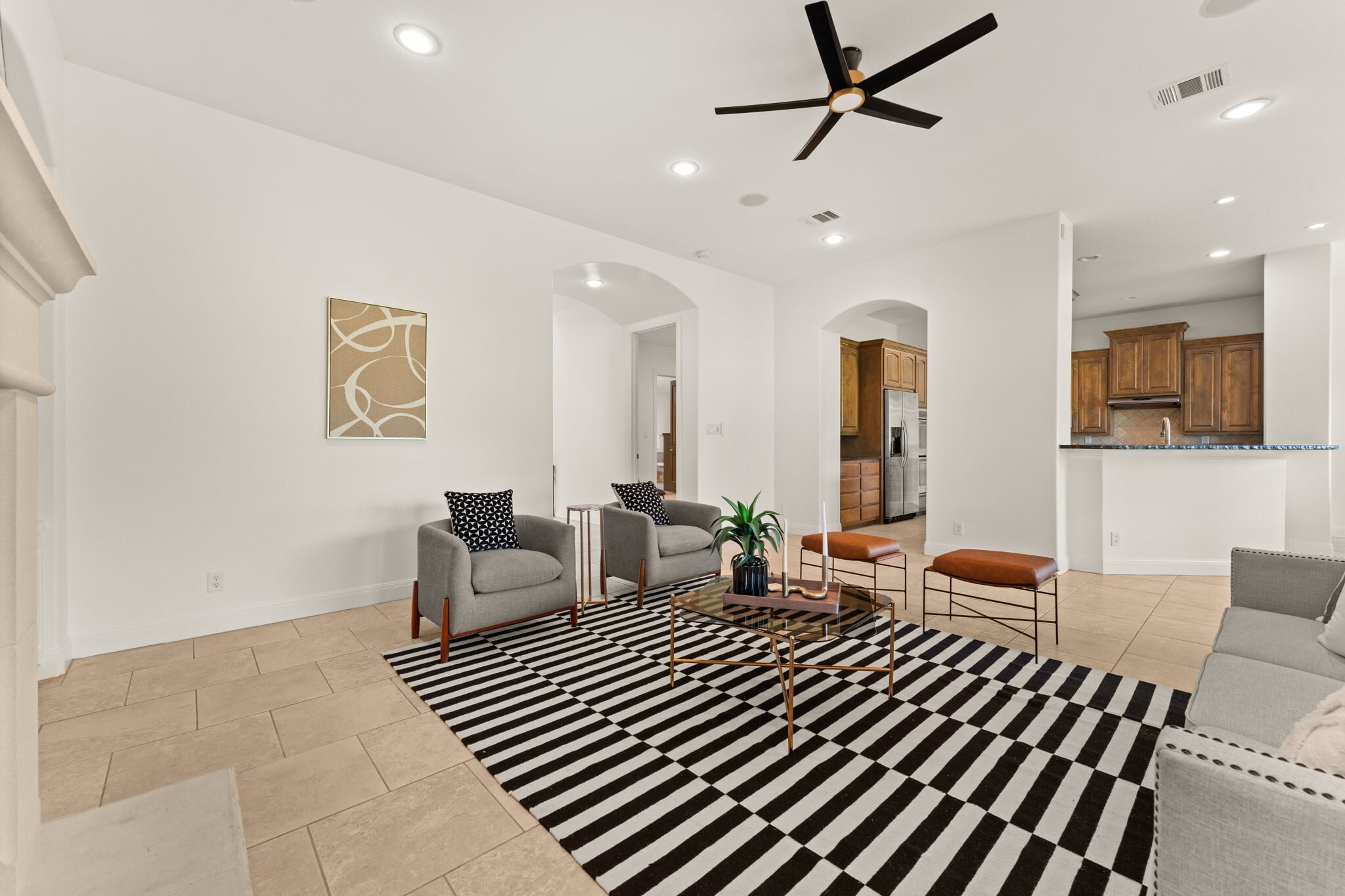 Building Photo - 15 Borello Dr