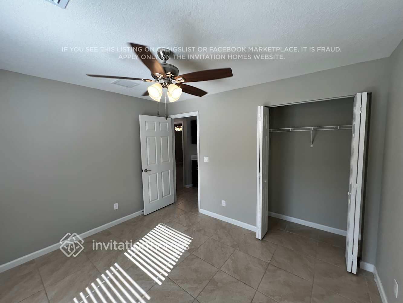 Building Photo - 1659 SW Realty St