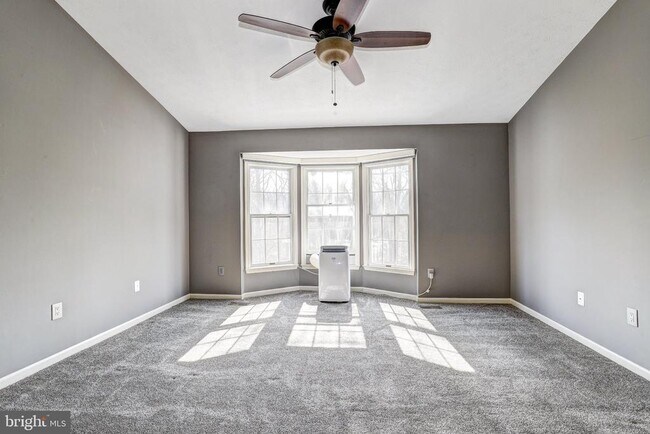 Building Photo - 2733 Quarry Heights Way