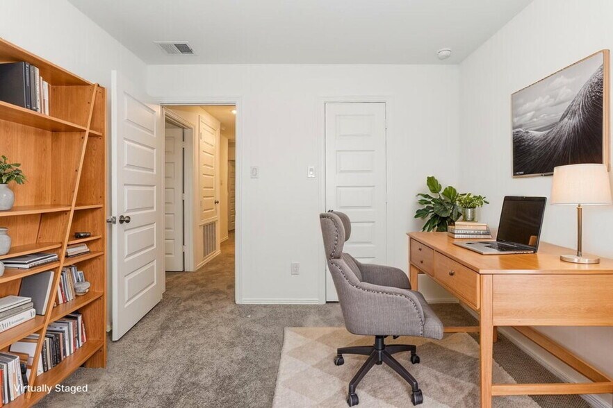 Building Photo - 16726 Rover Ln