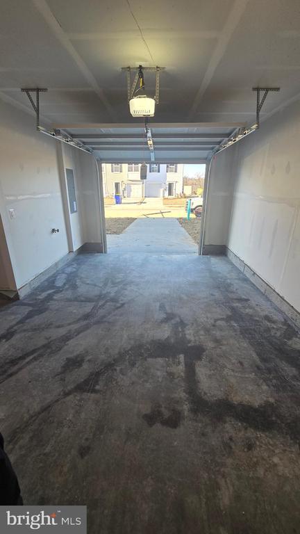 Building Photo - 36 Canning Rd