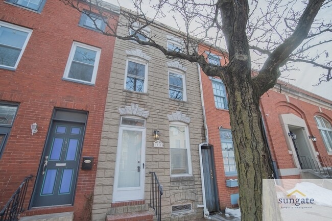 Building Photo - 1911 Eastern Ave