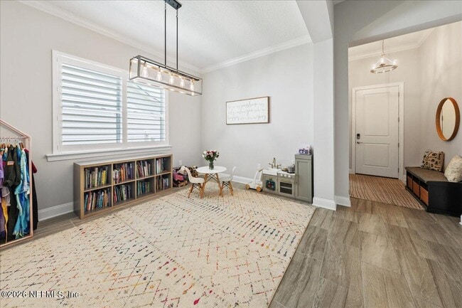 Building Photo - 10300 Silverbrook Trl