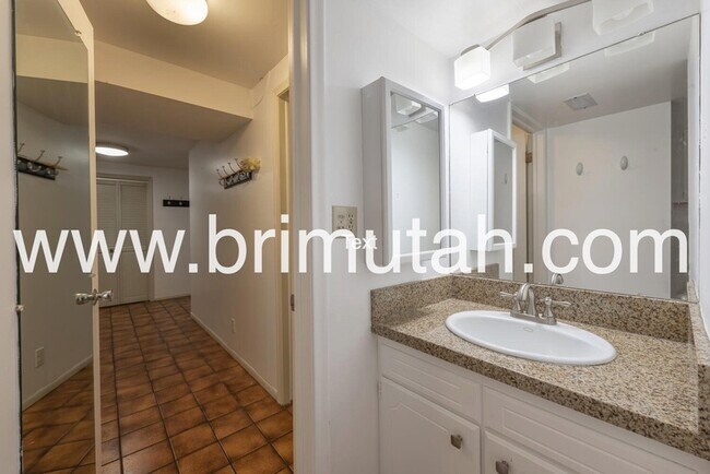 Building Photo - 2397 Logan Way