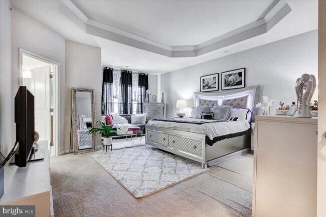 Building Photo - 3550 Briarwood Dr