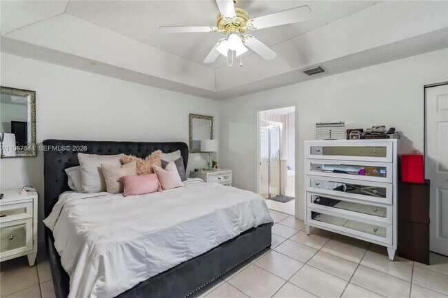 Building Photo - 1886 NW 145th Terrace