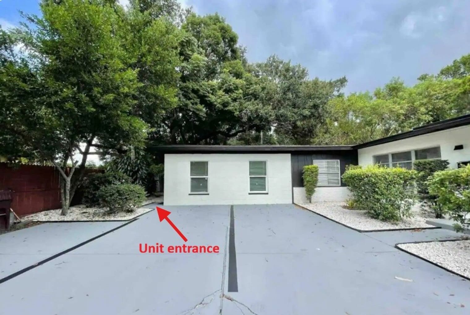 Building Photo - 1221 Corbett Ln