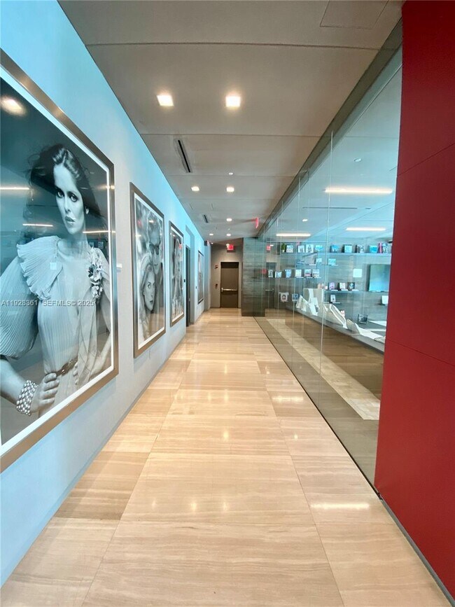 Building Photo - 1080 Brickell Ave