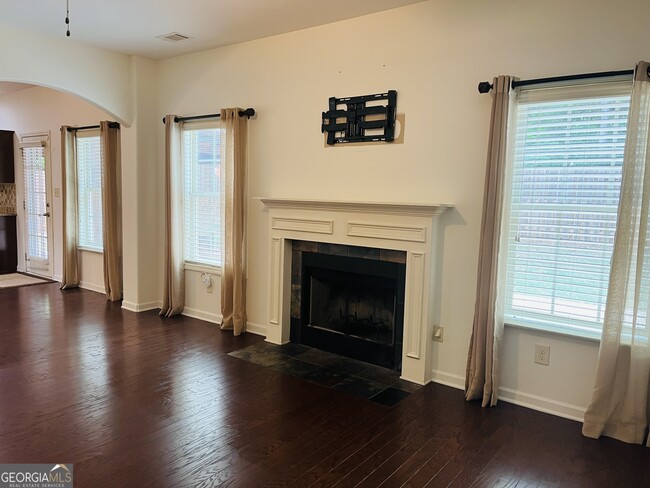 Building Photo - 369 Cliffhaven Cir