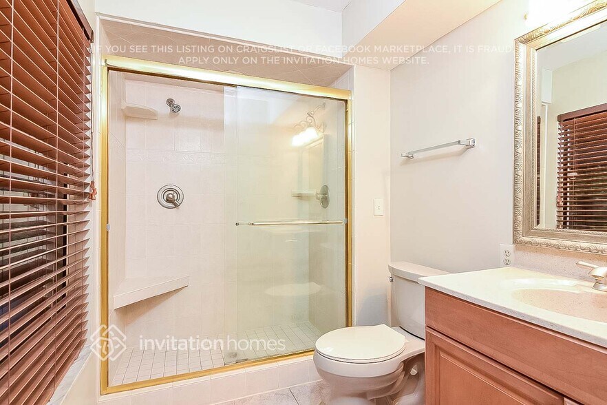 Building Photo - 5368 Black Pine Dr