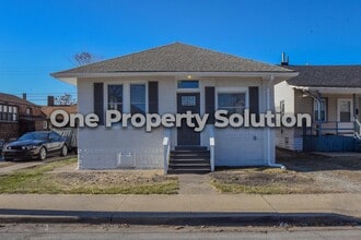 Building Photo - 1344 Michigan St