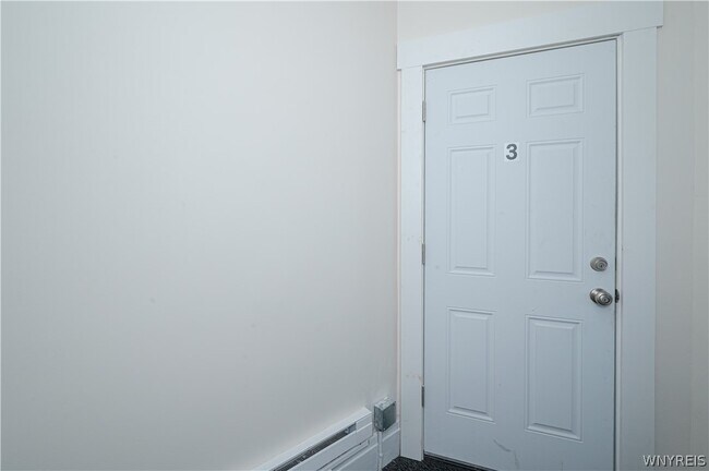 Building Photo - 2148 Main St