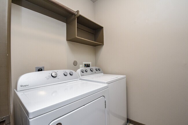 Building Photo - 78 Aventura Pl