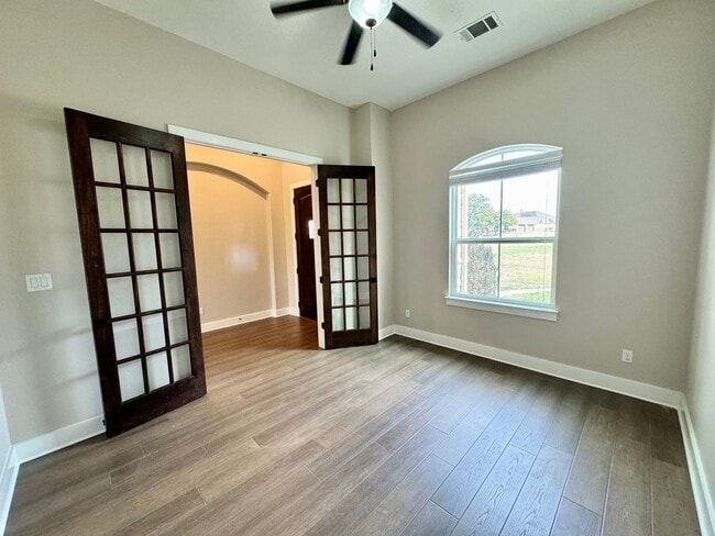 Building Photo - AVAILABLE NOW! One-of-a-Kind Luxury Estate | 5BD/3BA on 2 Acres in Liberty Hill!