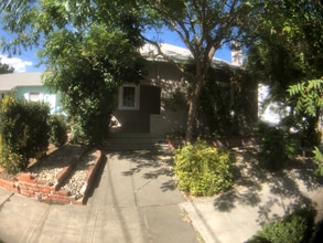 Building Photo - 1015 Beamer St