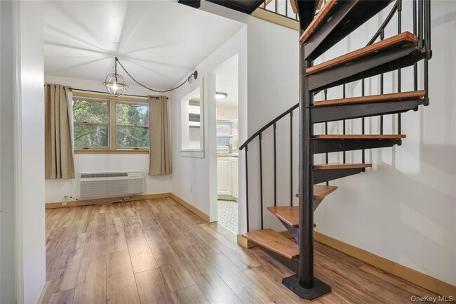 Building Photo - 1300 NY-22