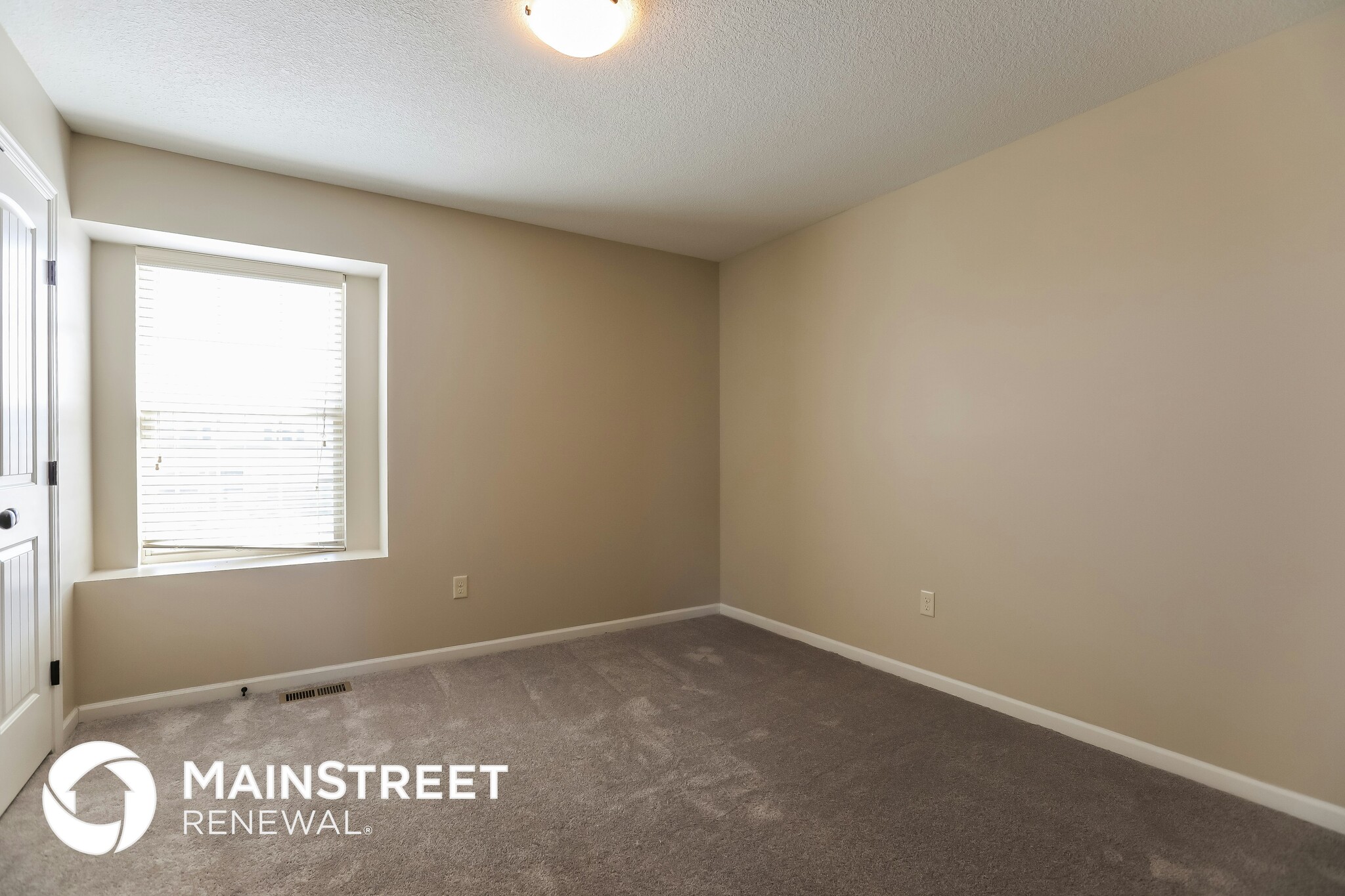 Building Photo - 19106 Switchgrass Dr