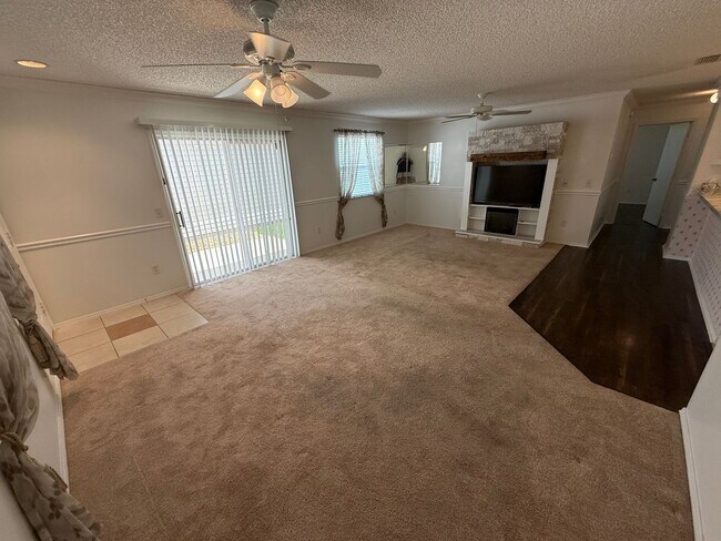 Building Photo - 2829 Burgos Dr