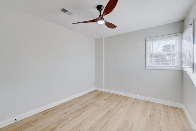 Building Photo - 503 Prescott Ave