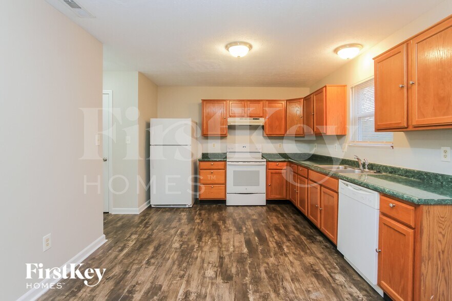 Building Photo - 6987 N Abilene Way