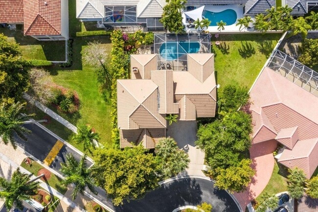 Primary Photo - 10921 Haydn Dr