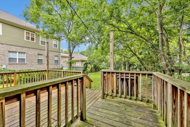 Building Photo - Charming and well-maintained 2-bd 1-bath h...