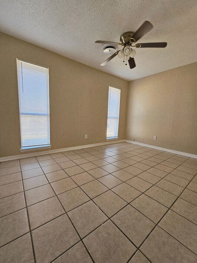 Building Photo - 1508 Kimberly Ln