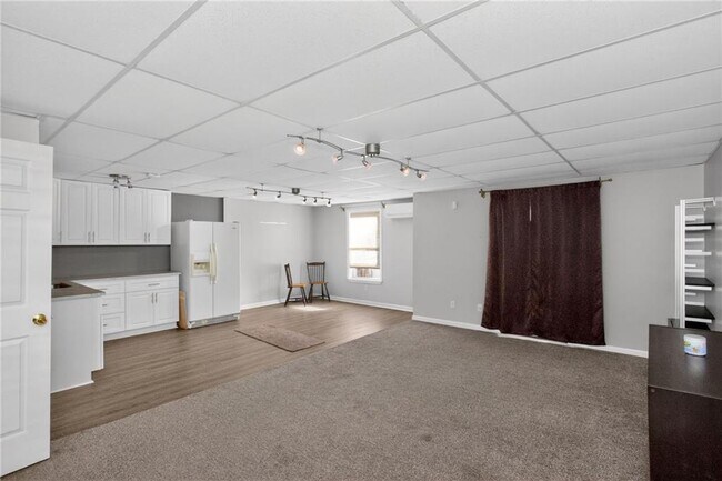 Building Photo - 304 Fox Overlook