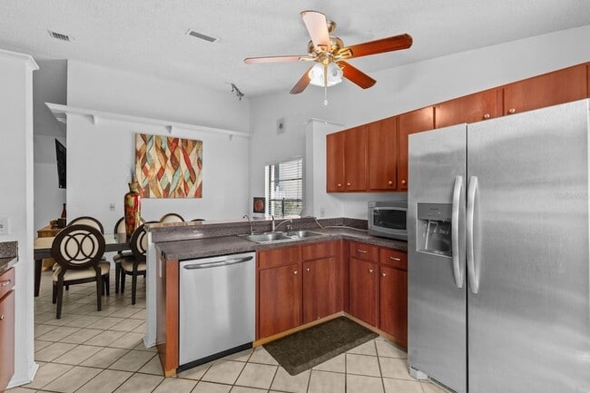 Building Photo - 1345 Tindaro Dr