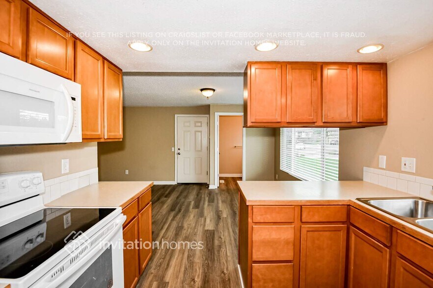 Building Photo - 4243 SW 323rd St