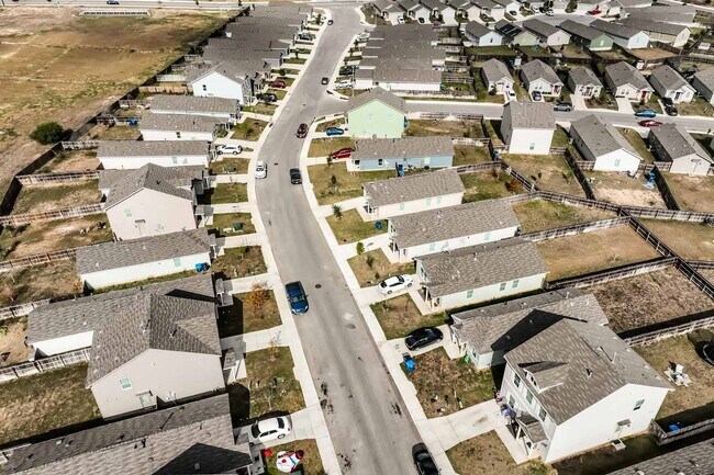 Building Photo - 6452 Pickaxe Way