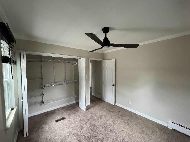 Building Photo - 23124 Grove St