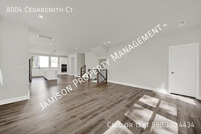 Building Photo - 8004 Cedarsmith Ct